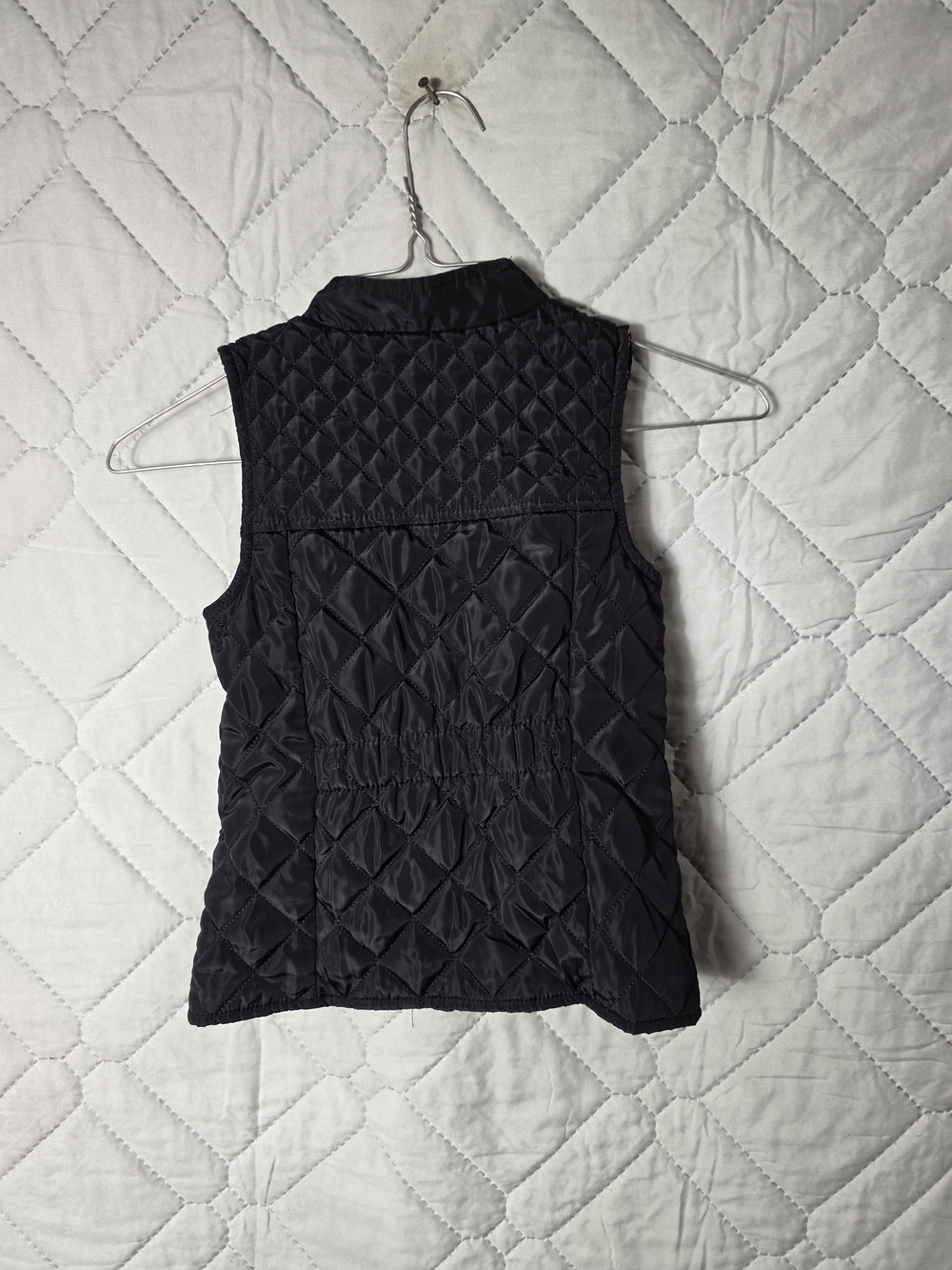 In Girls Black Gold Accent Quilted Jacket Vest
Size 5 - Picture 2 of 9